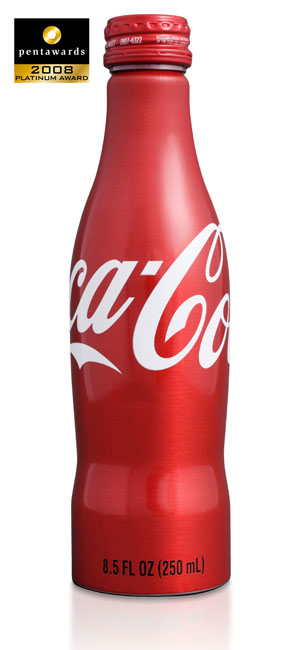 Platinum Pentaward (напитки) досталась Coca-Cola Alu Bottle, Turner Duckworth (США)