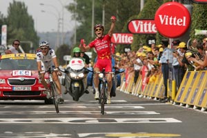 Vittel - официальная вода велогонки Tour de France 2009