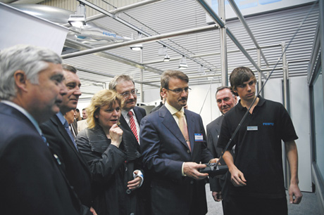 Живая пневматика Festo