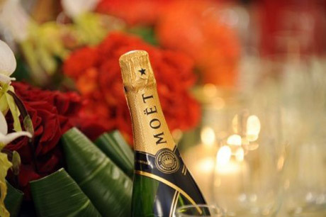 Китайские игры Moet Hennessy
