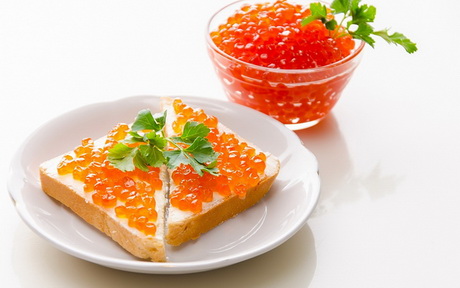 Красное на черном