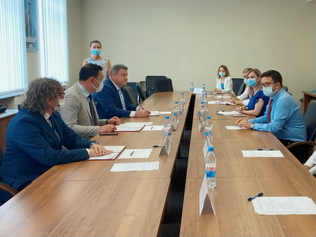 С минимальным воздействием