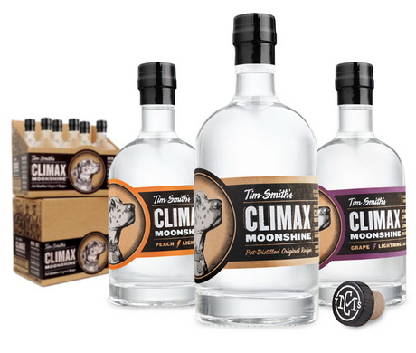 Притончик гонит самогончик