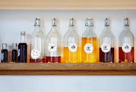 Шоу продолжается