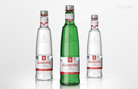 Девушка с кувшином