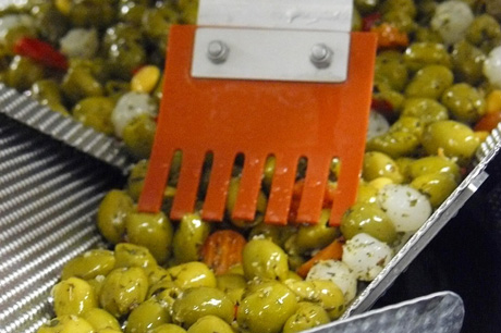 Объединяет достижения