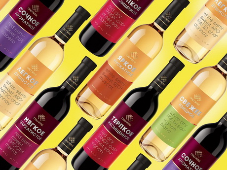 Выделились простотой